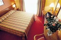 Idea Hotel Pisa Migliarino Esterno foto